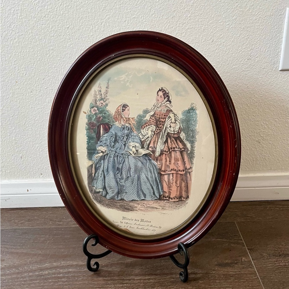 Vintage Oval Framed Fashion Print